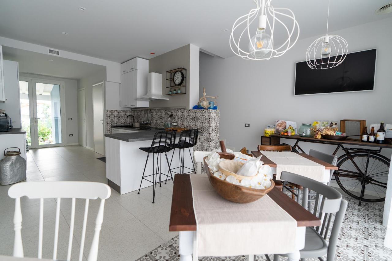 B&B Il Granaio Celeste Porto Viro Exteriör bild