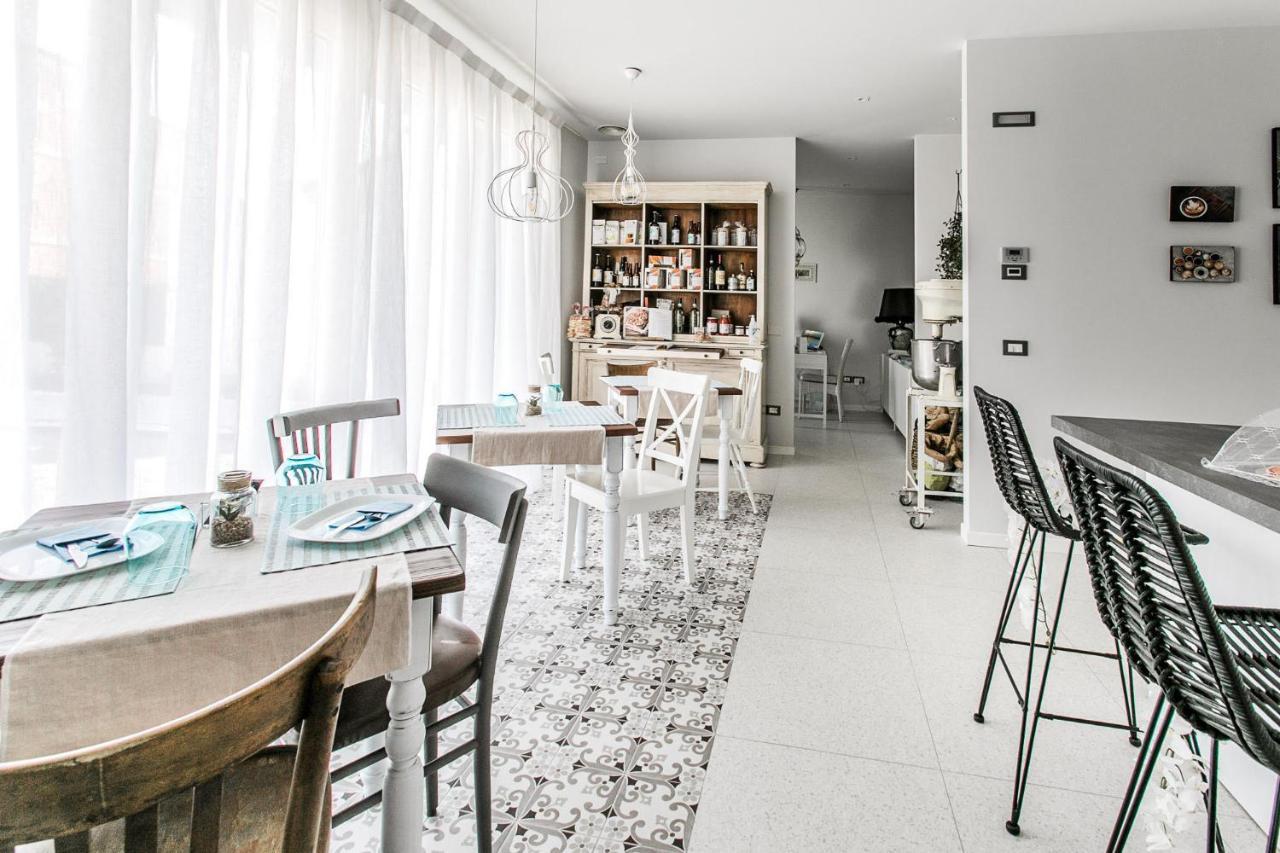 B&B Il Granaio Celeste Porto Viro Exteriör bild